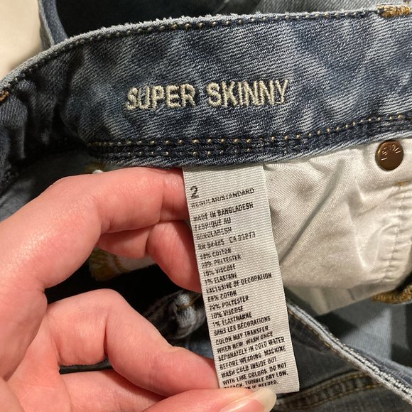 American Eagle Super Skinny Jeans - Picture 5 of 12